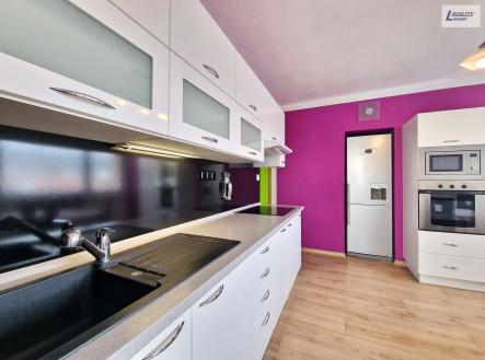 Pronájem bytu, 3+1, 75 m²