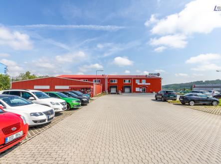 Pronájem - komerční objekt, obchodní centrum, 616 m²