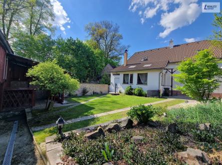 Prodej - dům/vila, 251 m²