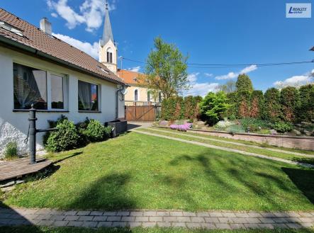 Prodej - dům/vila, 251 m²