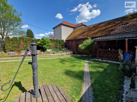 Prodej - dům/vila, 251 m²