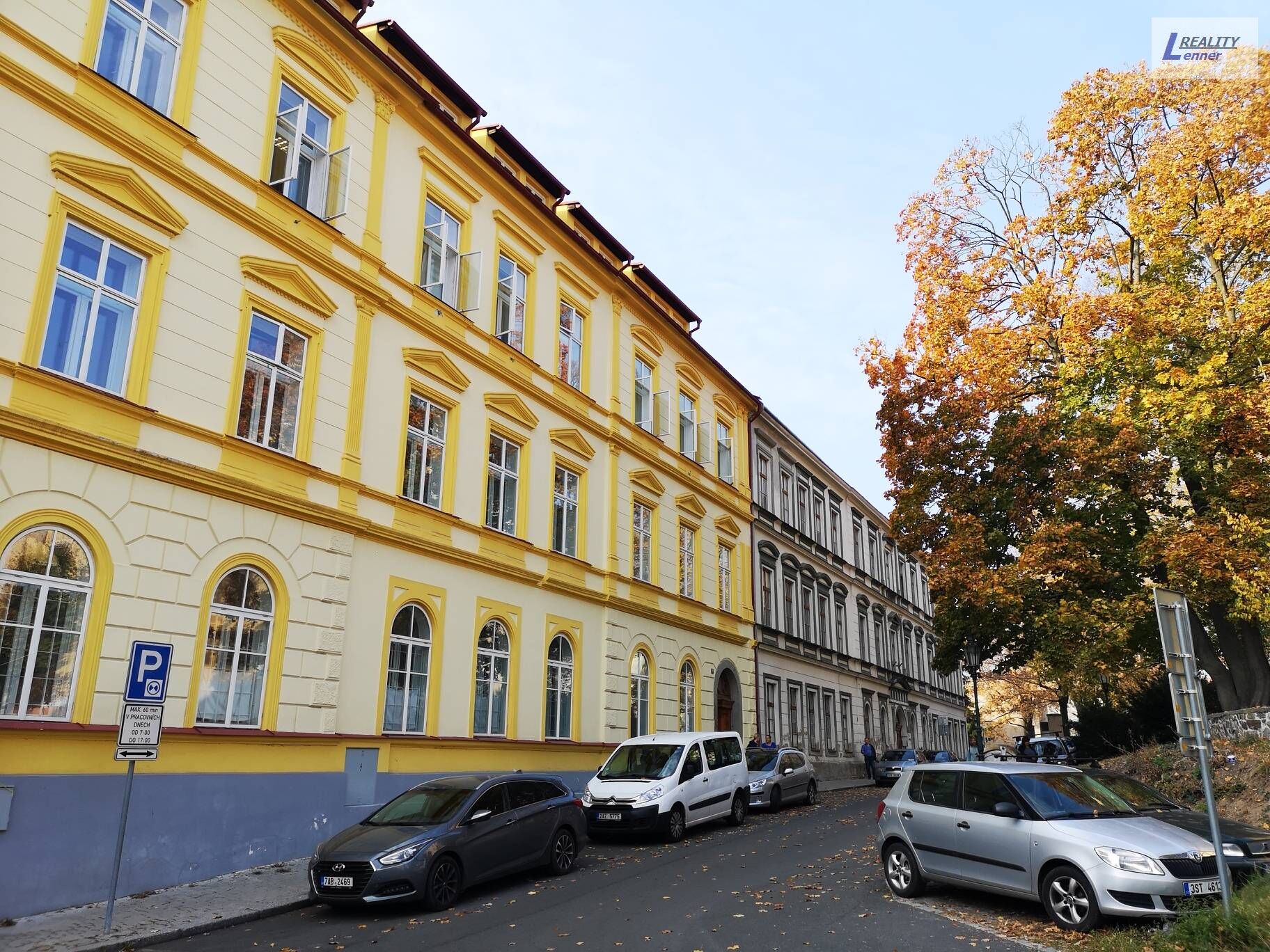 Kancelářské prostory, odrinace 28 m2, přizemí, čekárna, Příbram I