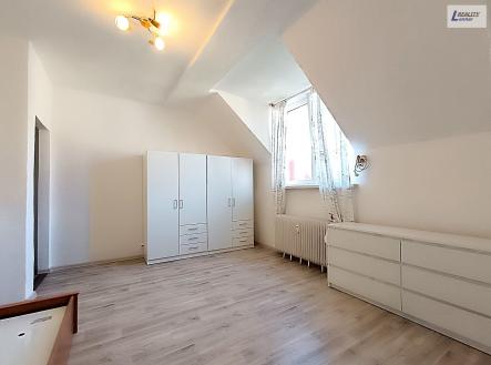 Pronájem bytu, 1+1, 32 m² obrázek