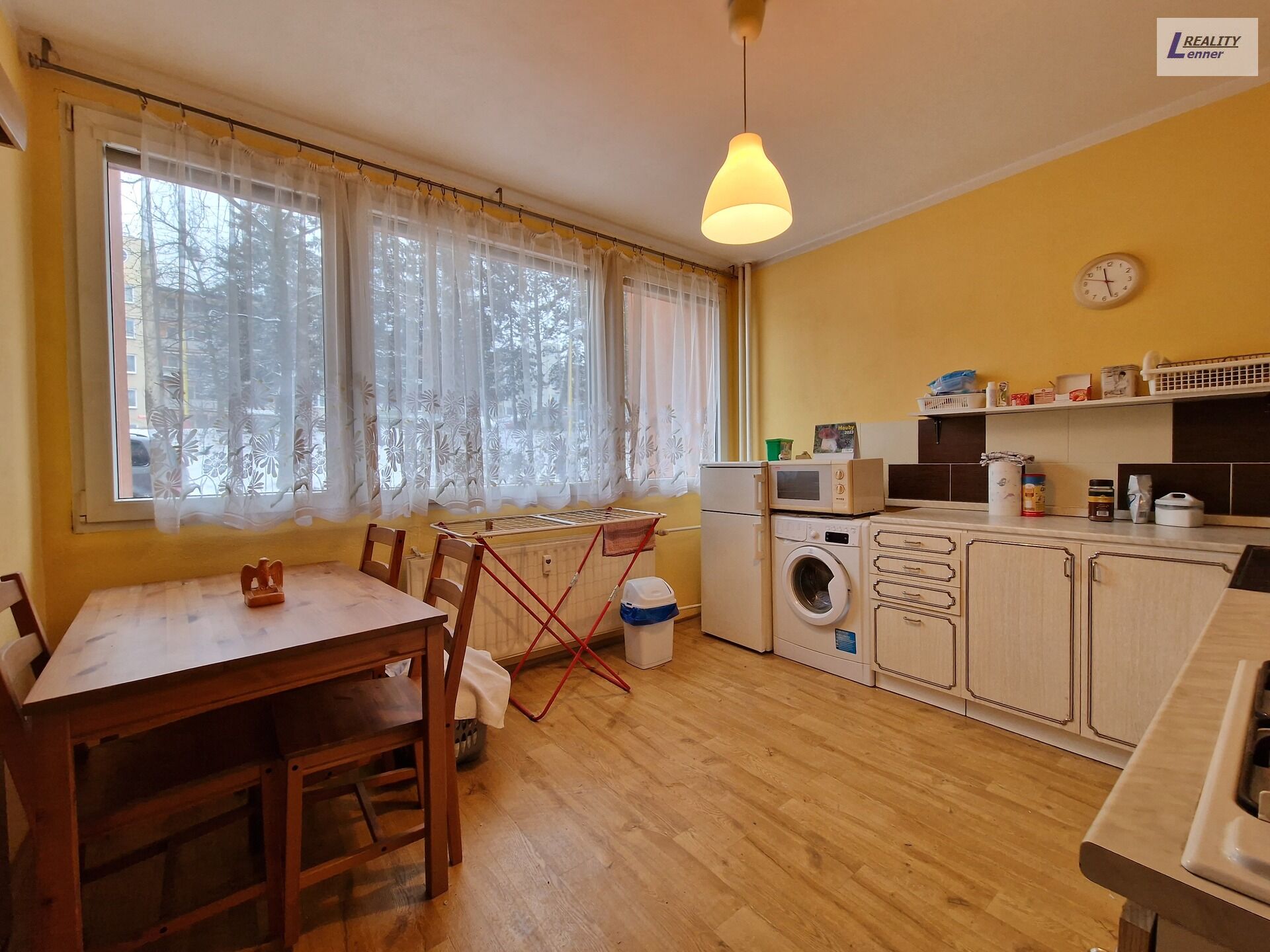 Byt 1+1/komora, 42 m2, OV, přízemí, výtahy, skelet