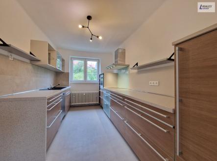 Pronájem bytu, 2+1, 51 m²