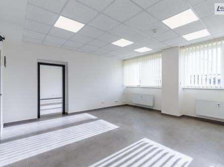 Pronájem - kanceláře, 60 m²