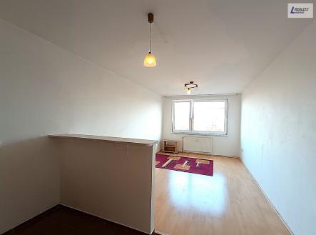 Pronájem bytu, 1+kk, 30 m²