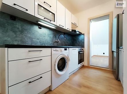 Pronájem bytu, 3+kk, 57 m²