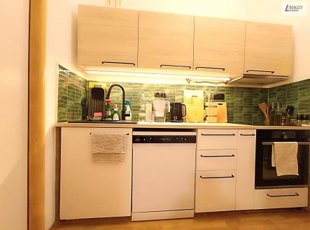 Pronájem bytu, 2+1, 81 m²