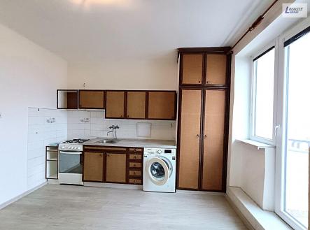 Pronájem bytu, 2+1, 66 m²