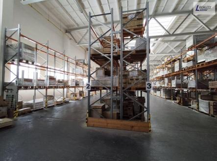 Pronájem - skladovací prostor