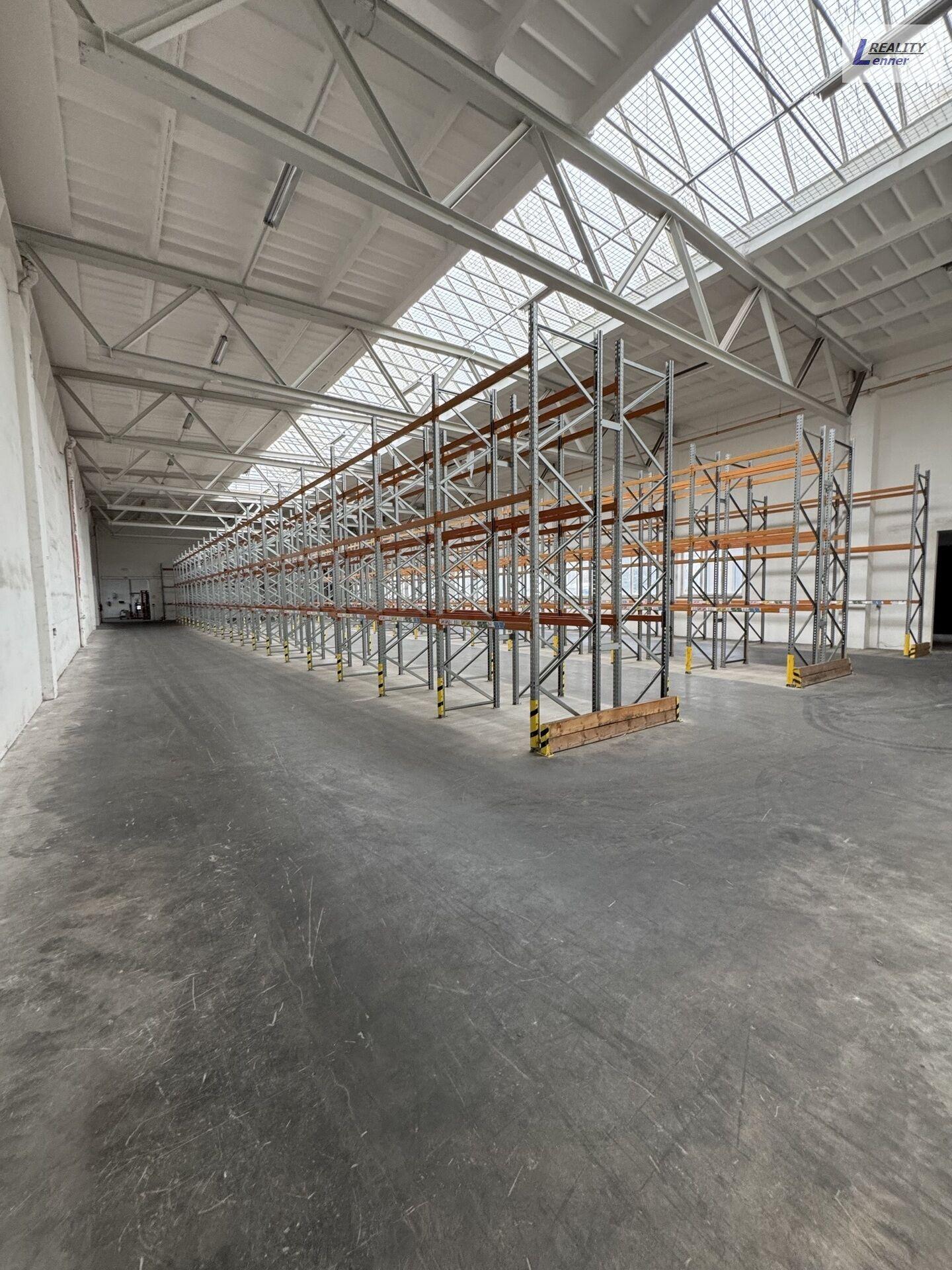 Pronájem skladového prostoru 1.159 m² a kanceláří 320 m², Plynárenská 291, Příbram