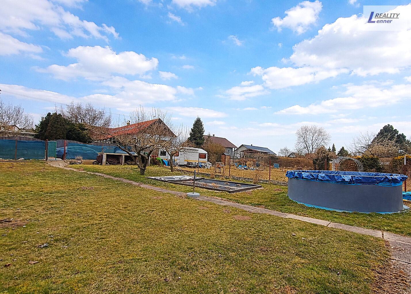 Prodej zahradní chatky 25 m2/ na pozemku 380 m2