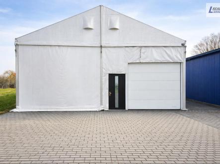 Pronájem - skladovací prostor