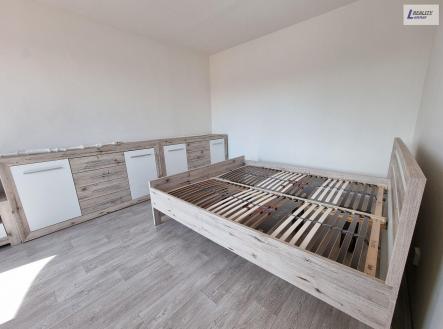 Pronájem bytu, 1+1, 38 m²