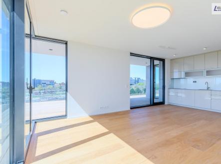 Pronájem bytu, 3+kk, 146 m²