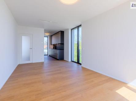 Pronájem bytu, 2+kk, 75 m²