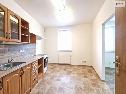 Pronájem - kanceláře, 58 m²