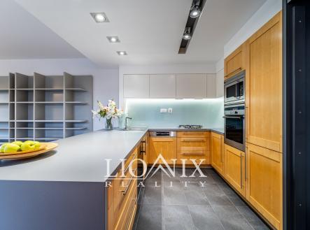 24 | Prodej - dům/vila, 148 m²