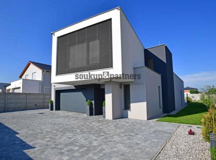 Prodej - dům/vila, 220 m² obrázek