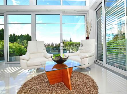 Prodej - dům/vila, 381 m²