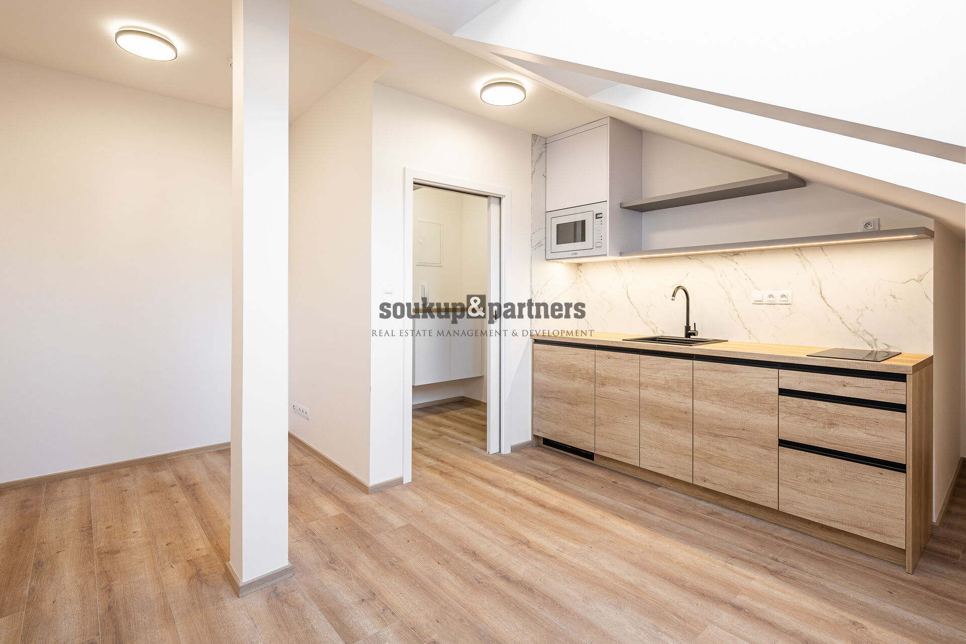 1+kk + Komora, 28 m², DV, Praha 4 - Podolí