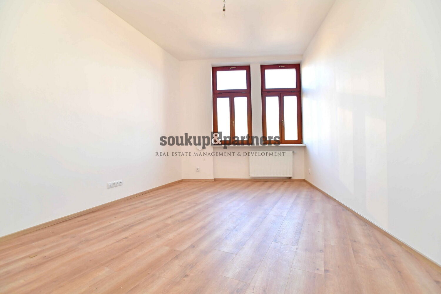 Pronájem 2+kk, 40 m², Praha 4 - Podolí, po rekonstrukci.