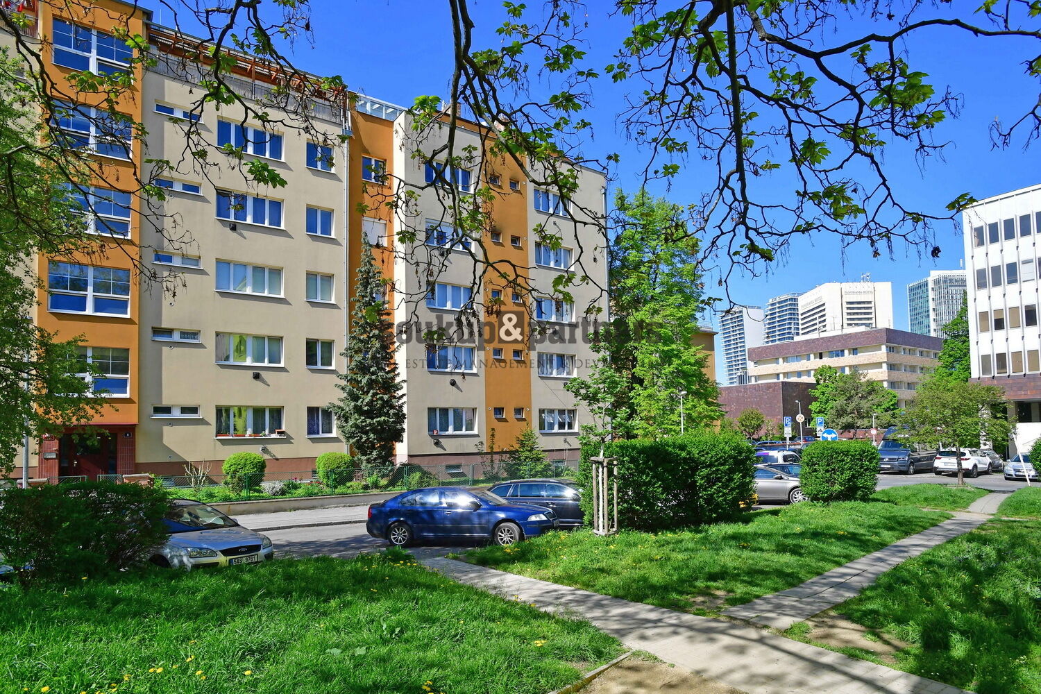 Byt 2+kk - 41 m1 - cihla, Praha 4 - Pankrác.