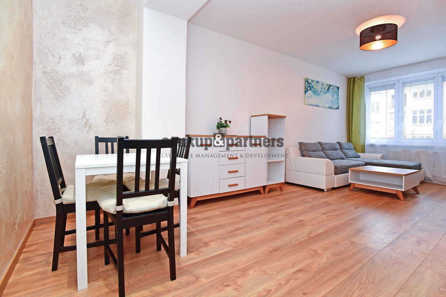 Družstevní byt 2+1 - 50 m2, po kompletní rekonstrukci, Praha 10 - Vršovice.
