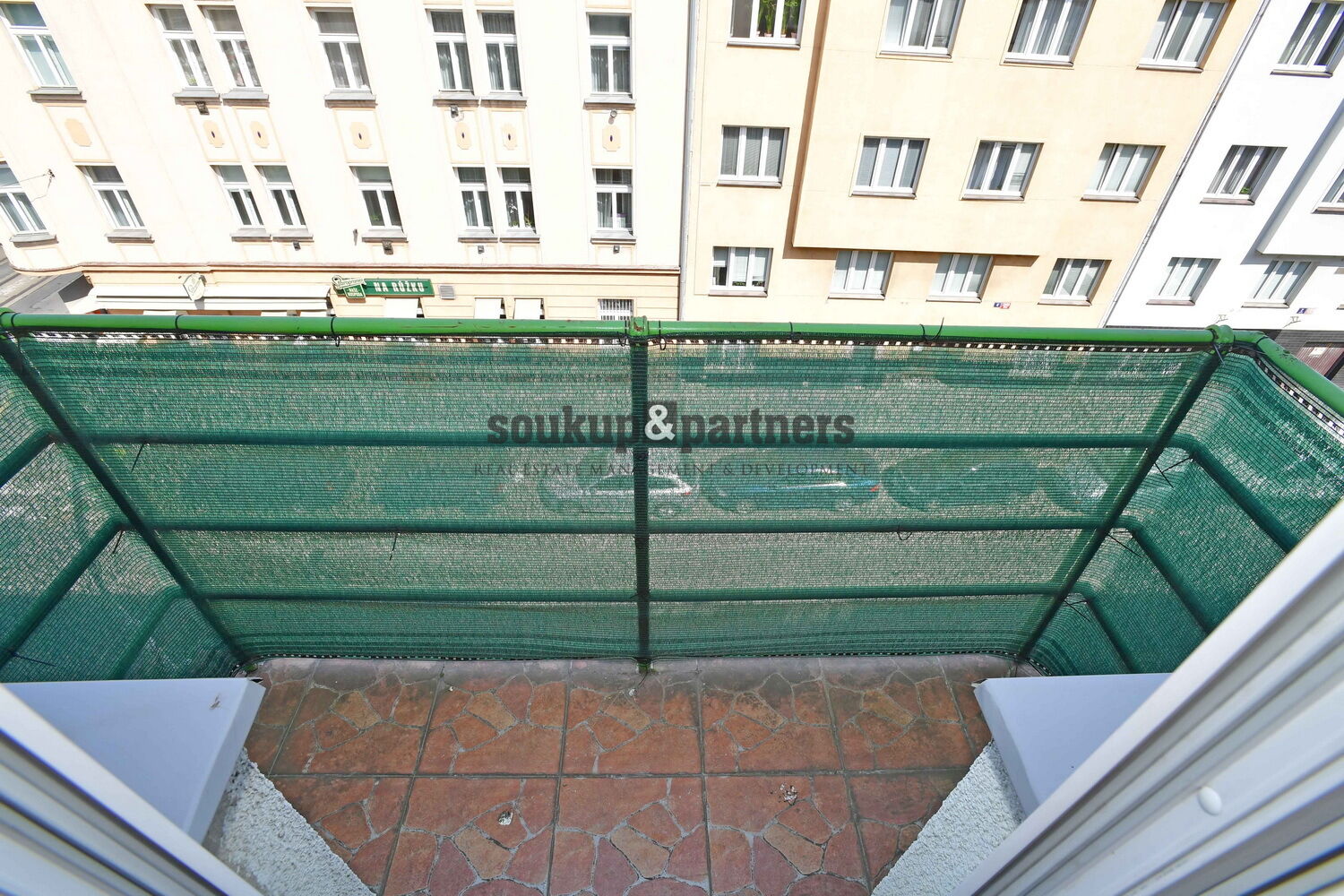 Byt 2+kk/ Balkon - 47 m2, Praha 5 - Smíchov.