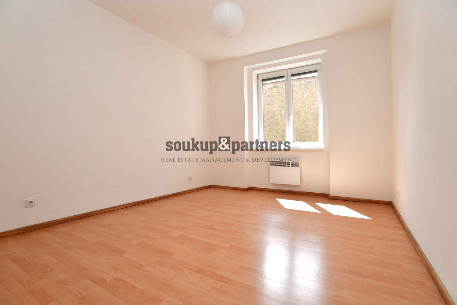Byt 2+kk/ Balkon - 47 m2, Praha 5 - Smíchov.