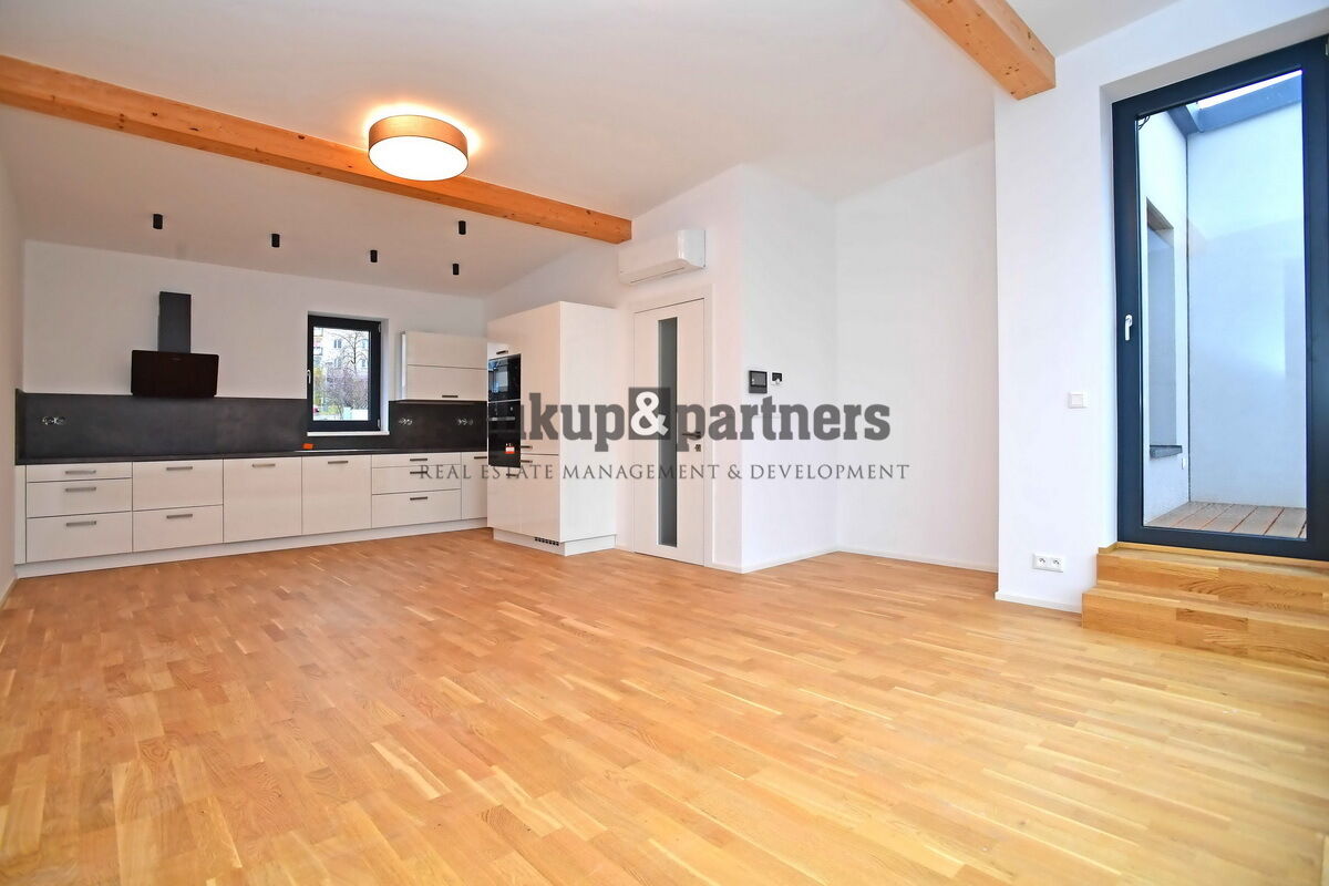 Novostavba ŘRD 5+kk + 2x terasa, 190 m2, pozemek 285 m2, Praha 5 - Košíře.