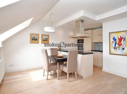 Pronájem bytu, 3+kk, 75 m²