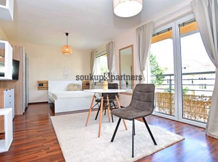 Pronájem bytu, 1+kk, 34 m²