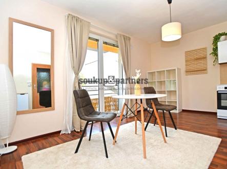 Pronájem bytu, 1+kk, 34 m²