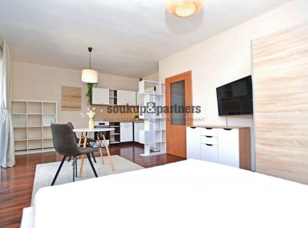Pronájem bytu, 1+kk, 34 m²