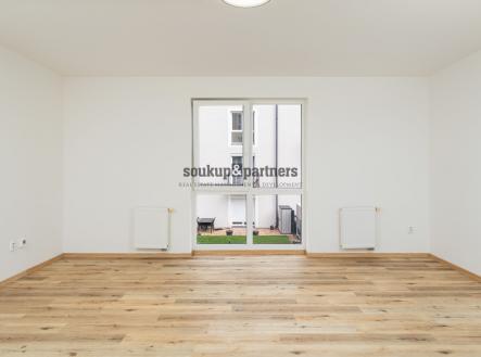 stávající stav obývací pokoj | Pronájem bytu, 2+kk, 69 m²