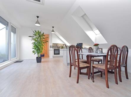 Pronájem bytu, 3+kk, 101 m²