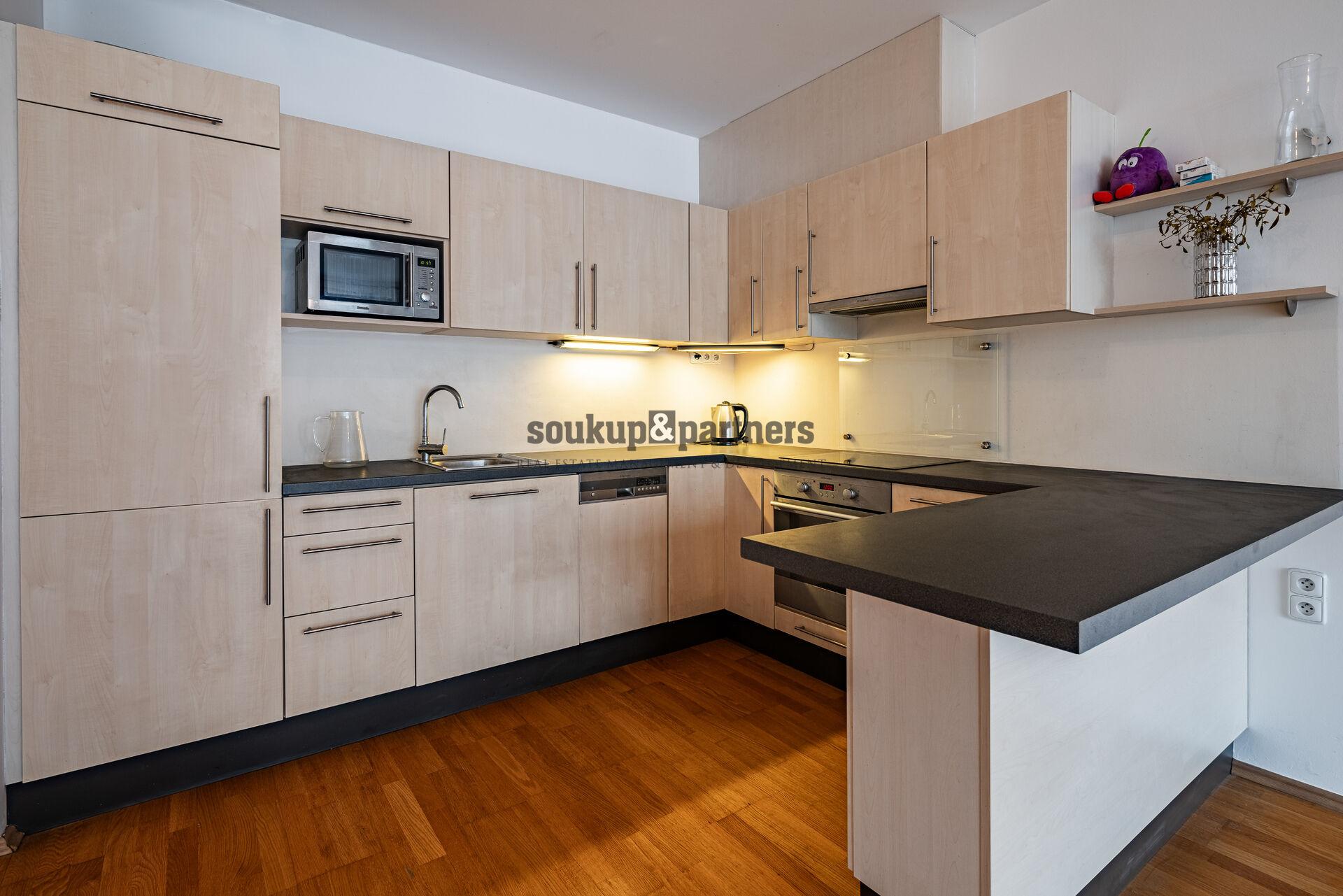 Byt 2+kk / Balkon / Garáž / Sklep, 65 m2, Praha 9 - Libeň