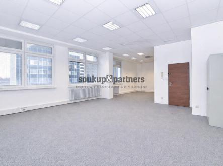 Pronájem - kanceláře, 57 m²