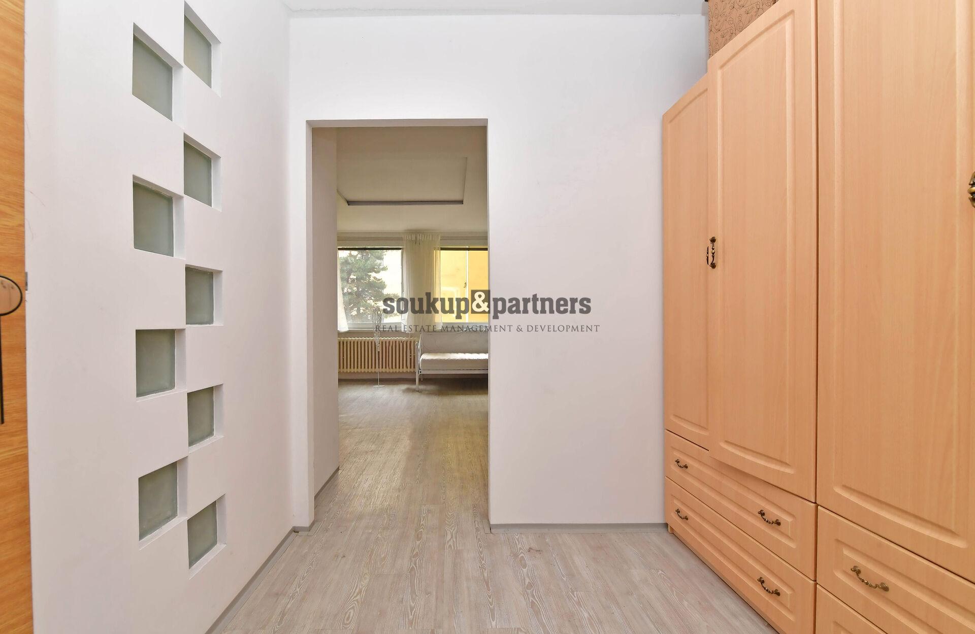 Prodej bytu 1+KK, 30,6 m² / Praha 5 - Barrandov