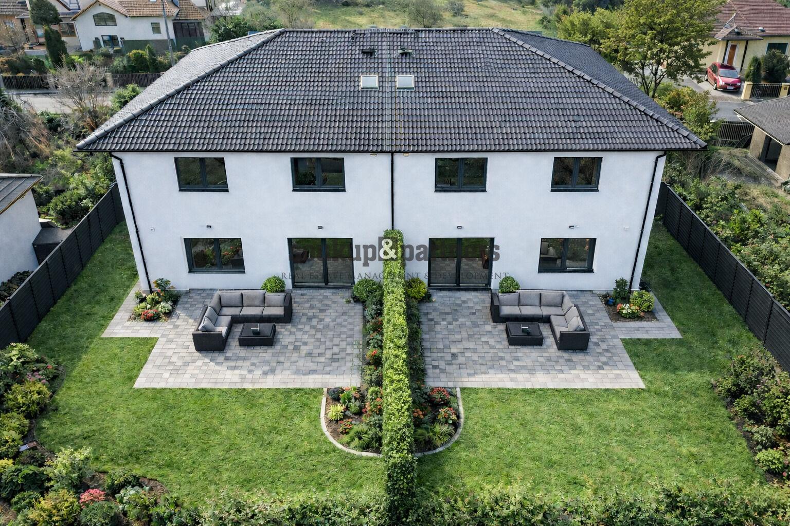 RD 6+kk - 193 m2, Garáž, Tepelné čerpadlo, Podlahové vytápění, pozemek 468 m2, Bašť, Praha - východ.