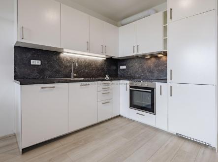 Pronájem bytu, 2+kk, 55 m²