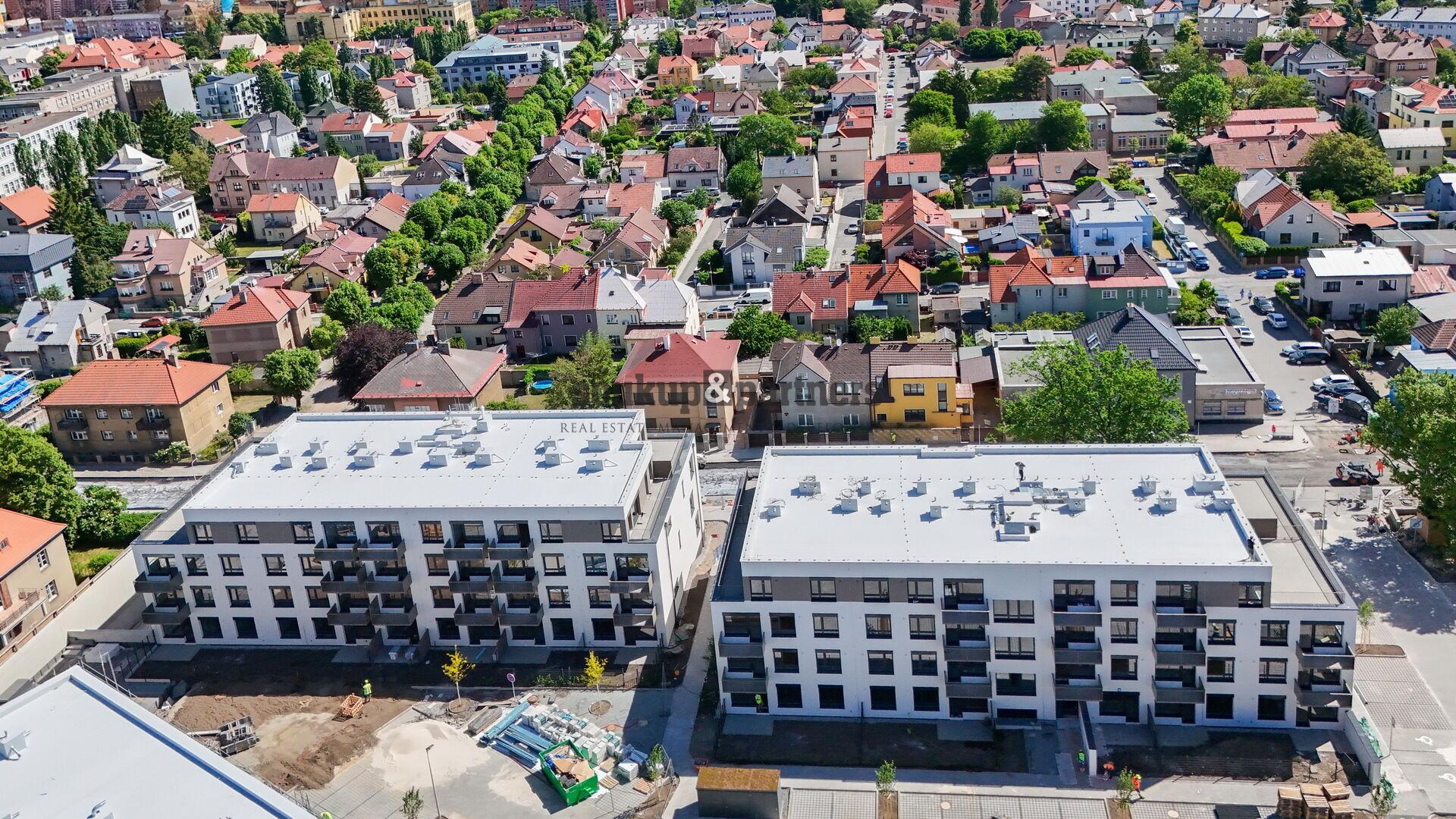 Nový družstevní byt 3+kk/ Balkon - 81 m2, Garážové stání, Sklep - projekt PORTTI Kladno.
