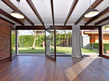 Prodej - dům/vila, 211 m²