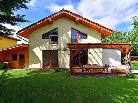 Prodej - dům/vila, 211 m²
