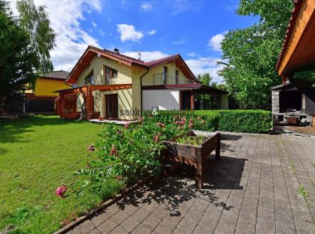 Prodej - dům/vila, 211 m²