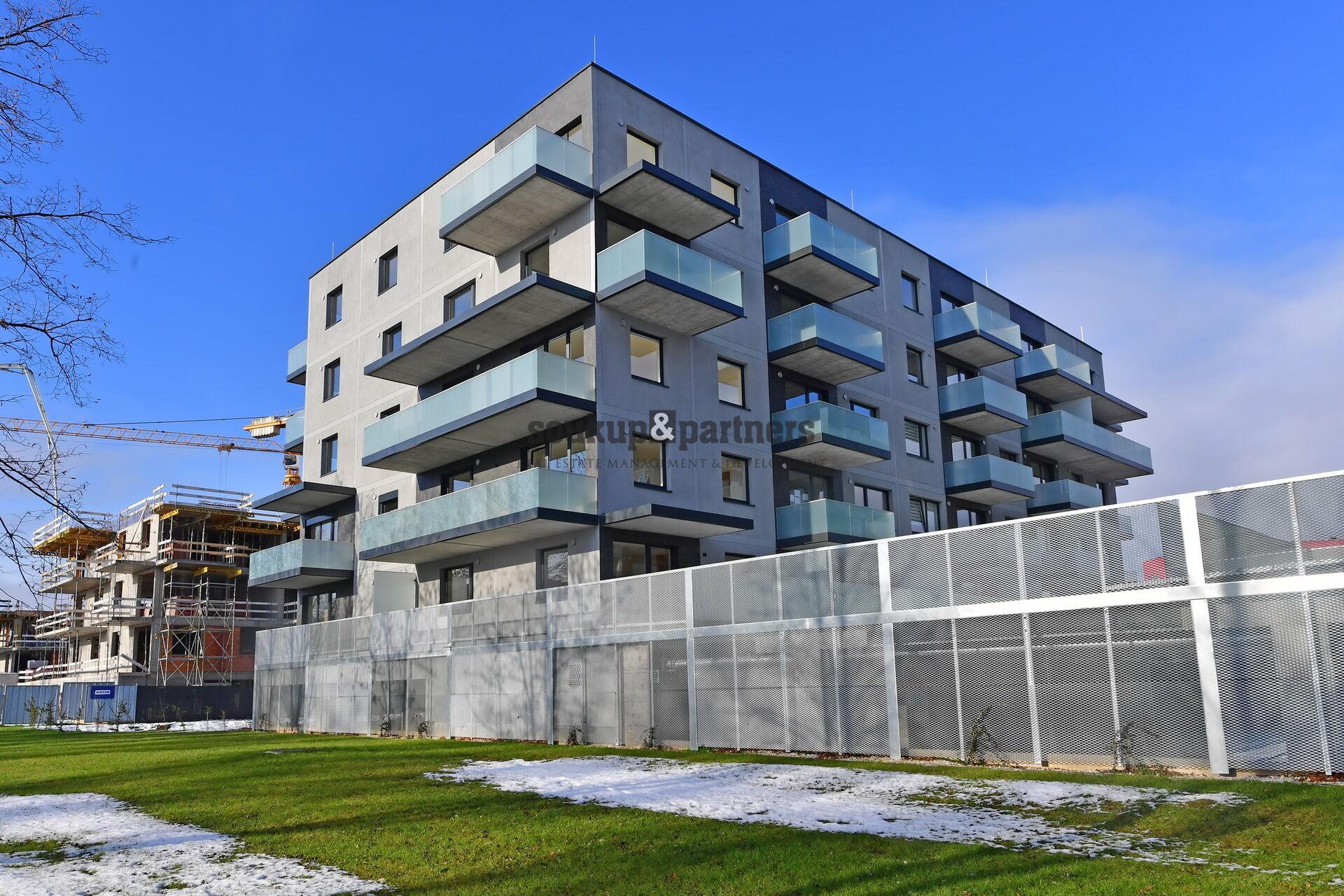 Prodej bytu 2+kk + Balkon, 61,7 m2 Novostavba, Praha 9 - Prosek.