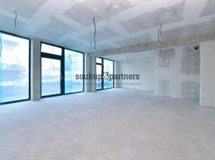 Pronájem - obchodní prostor