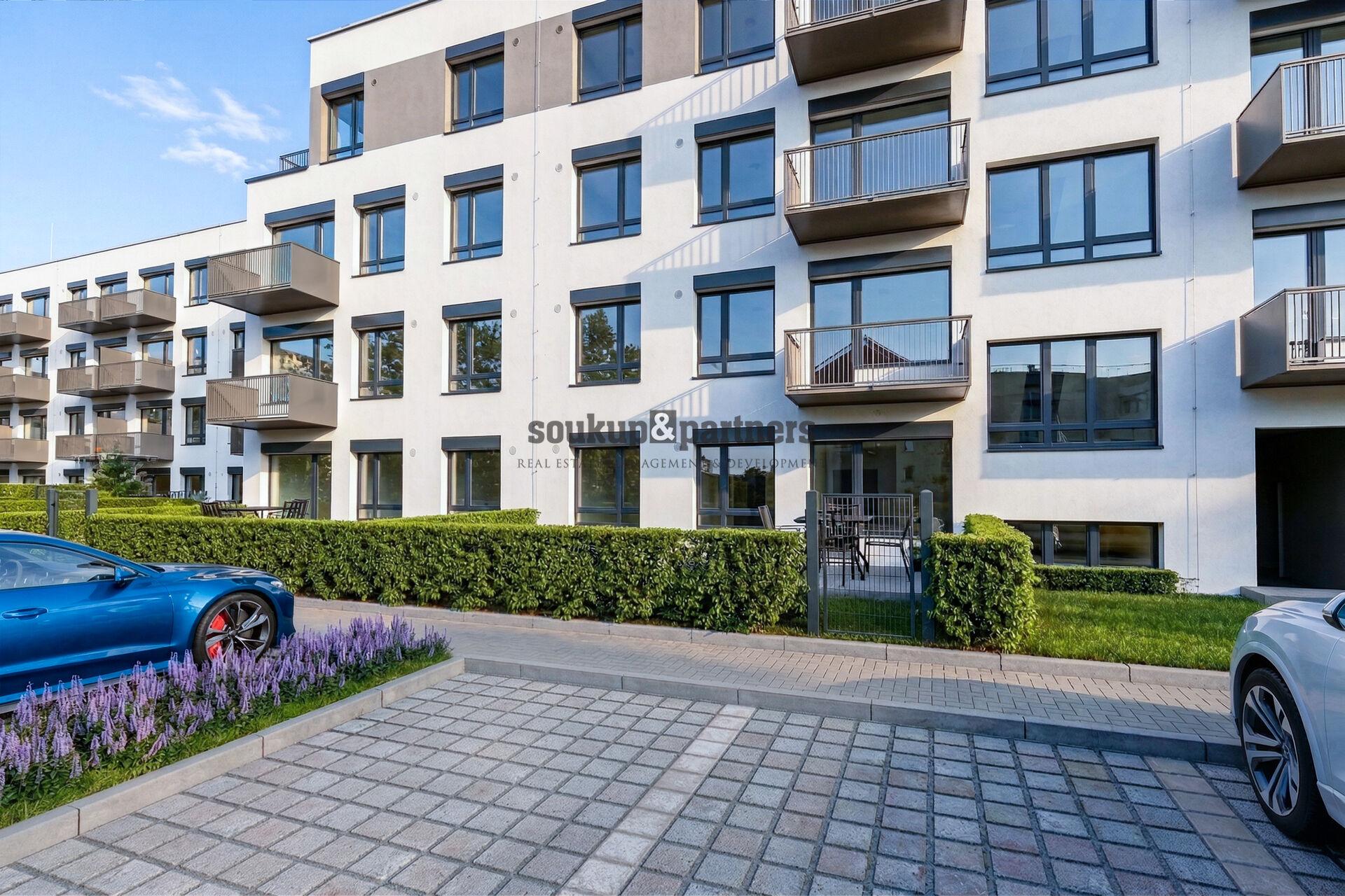 Nový družstevní byt 3+kk/ Komora - 76 m2 + (krajní) Předzahrádka 45 m2 - projekt PORTTI Kladno.